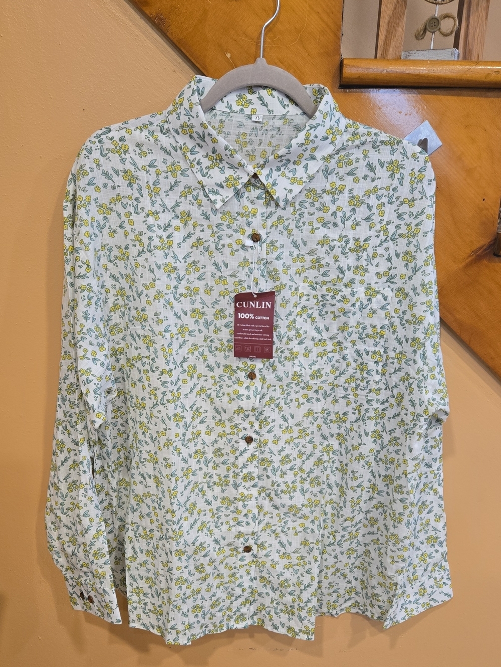 NWT Cunlin Women's Yellow Ditsy Floral Button-Up Shirt